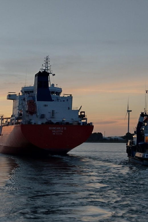 Rotterdam: Summer Evening Cruise with Live Entertainment - An In-Depth Look at the Rotterdam Summer Evening Cruise