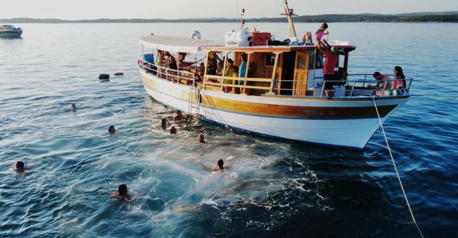 Rovinj half-day cruise: swim stops, drinks & brunch included - An In-Depth Look at the Rovinj Half-Day Cruise