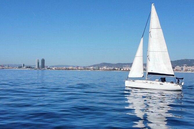 Sailboat ride for private groups in Barcelona - An In-Depth Look at the Barcelona Sailboat Tour