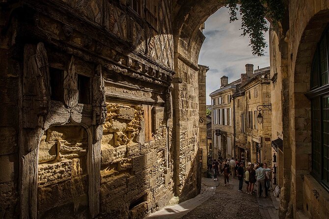 Saint Emilion History Tour with Wine Education and Tasting - Practical Details: What to Expect