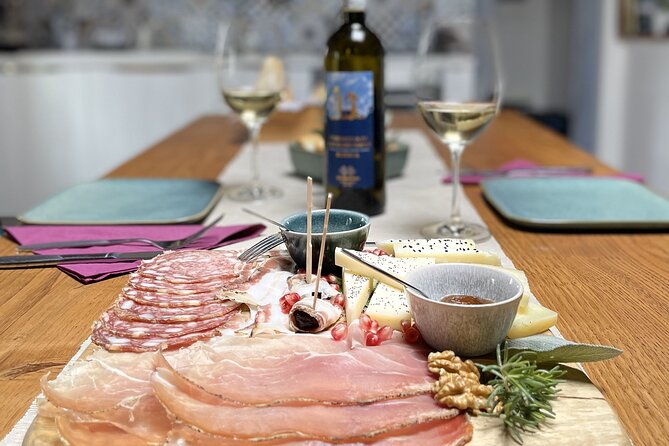 San Gimignano: Vineyard and Cellar Tour with Wine Tasting - Exploring the Itinerary: Breaking Down the Experience