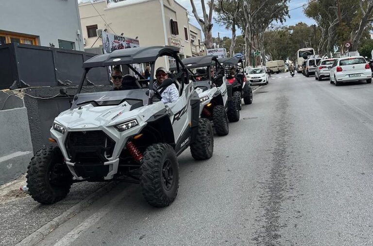 Santorini: Buggy Highlights Tour with Local Tour Leader