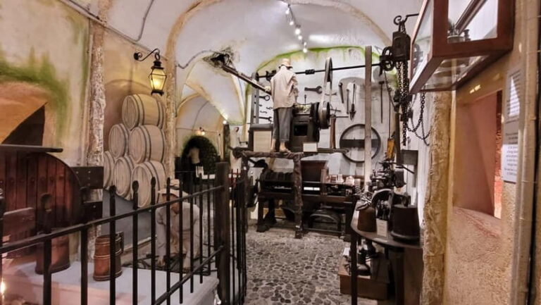 Santorini: Family Island Tour with Winery Museum Experience