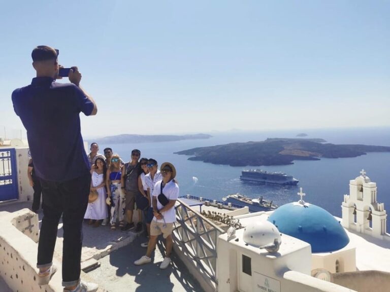 Santorini Full-Day Tour: Explore the Top Sights with a Local