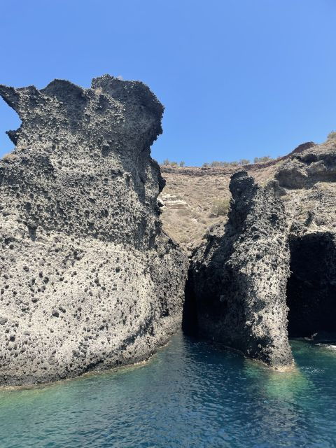 Santorini: Private All-In Catamaran Cruise, with Food|Drinks