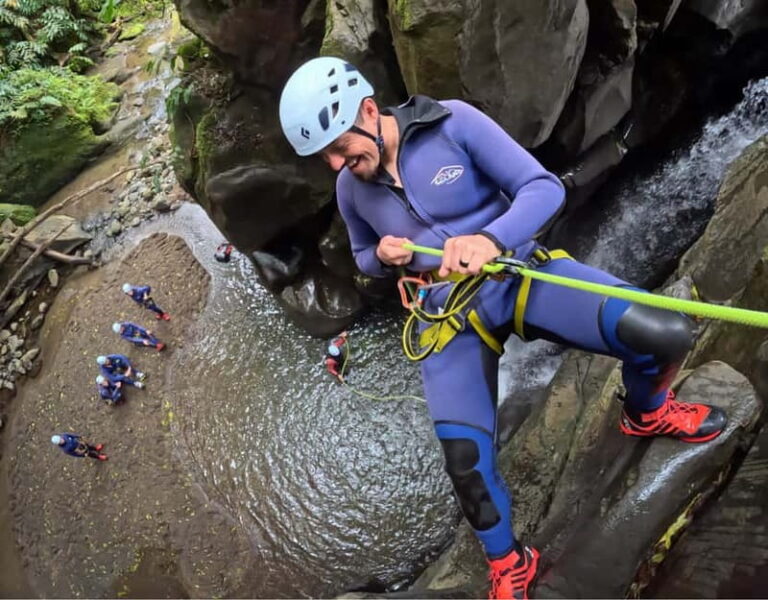 São Miguel: AdventurePark Canyoning Salto do Cabrito, Azores