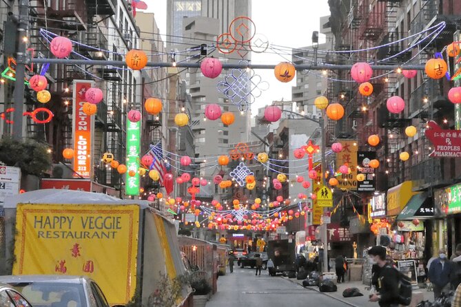 Scavenger Hunt in Hidden Treasures of Chinatown NYC