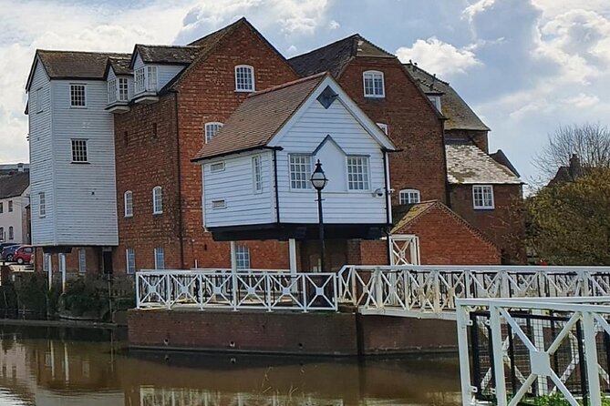 Self Guided Walk from Tewkesbury Abbey to Victoria Gardens