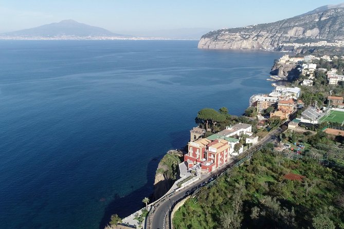 Shared Transfer from Sorrento to Naples Airport - The Experience in Detail