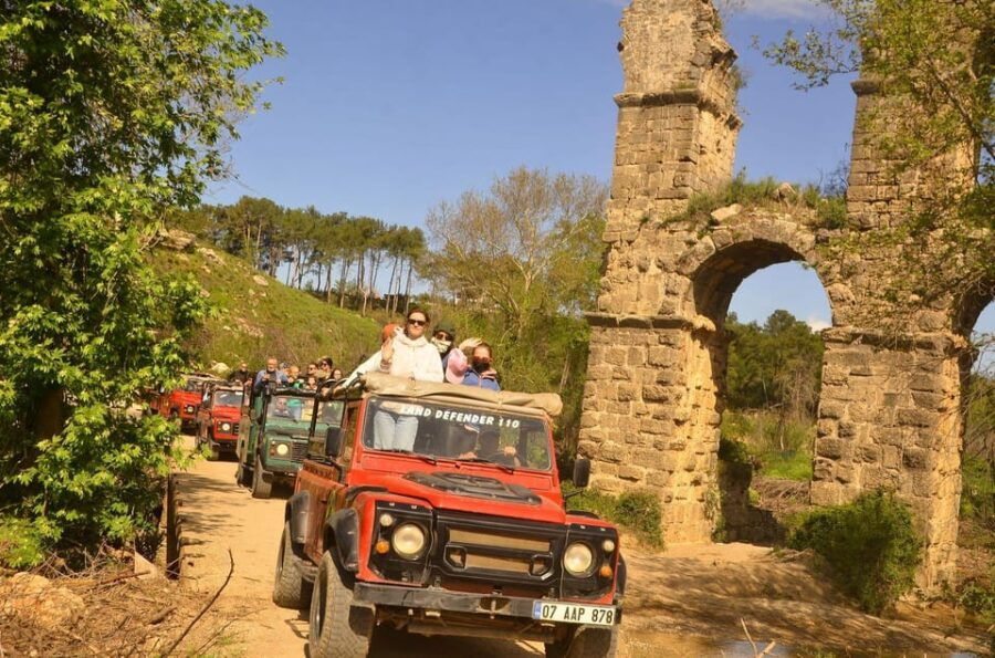 Side Green Canyon Off-Road Jeep Safari Adventure with Lunch - An In-Depth Look at the Tour Experience