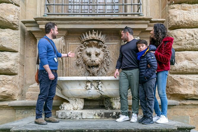 Sightseeing Guided Tour of Florence by Night including Duomo & Palazzo Vecchio - An In-Depth Look at the Florence Night Tour