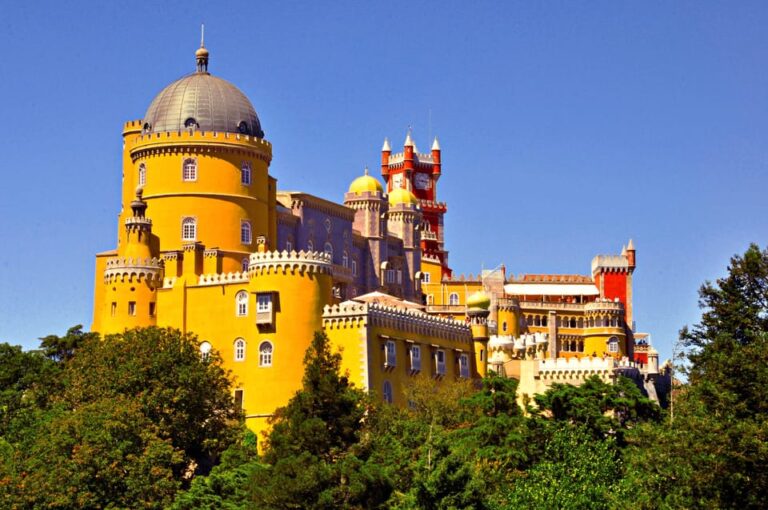Sintra, Pena, Belém, Cascais & Lisbon Small Group Tour