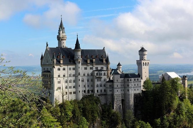 Skip the Line: Neuschwanstein Castle Private Tour From Füssen or Hohenschwangau - The Experience Breakdown: What to Expect