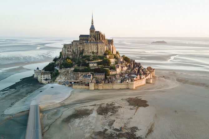 Skip-the-Line Ticket Mont-Saint-Michel Abbey Audio-Visual Tour
