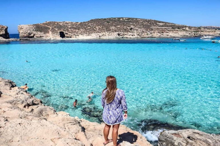 Sliema: Gozo/Comino Blue Lagoon Gulet Cruise w/ Lunch+Drinks