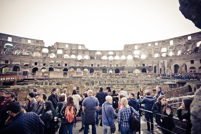 Small-group Colosseum, Forum and Palatine Guided Tour