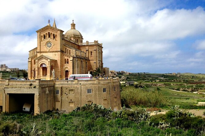 Small Group Tour of Gozo with Victoria and Ggantija Temples