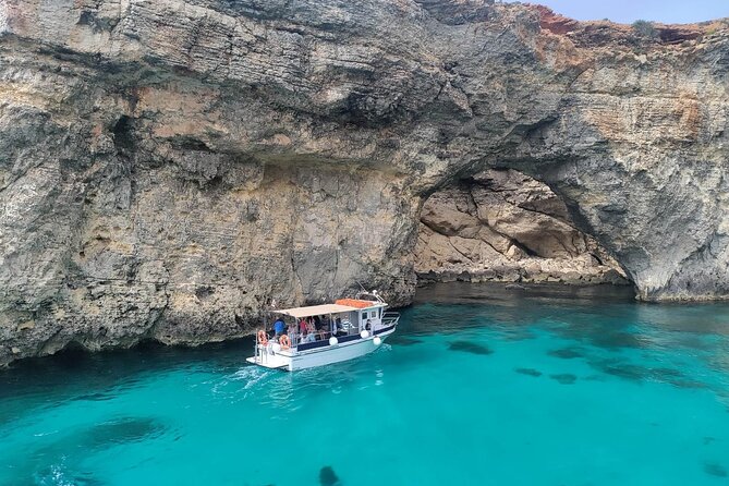 Snorkeling in Blue Lagoon Beaches and Bays Trip Comino - Introduction: A Snapshot of a Maltese Coastal Adventure  