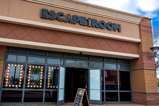Speakeasy Escape Room Experience in Avondale