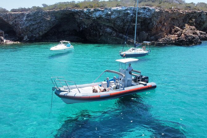 Speedboat tour to Es Vedra & Atlantis Ibiza - A Closer Look at the Speedboat Experience