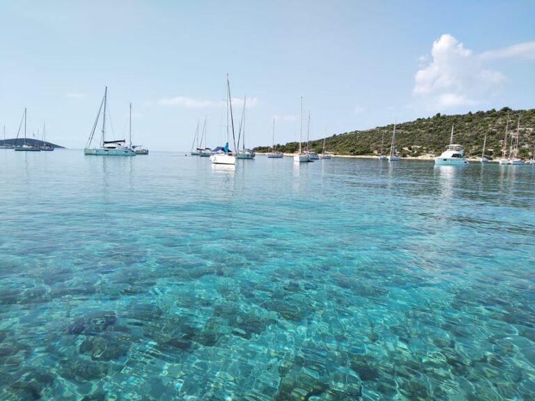 Split/Trogir: Half-Day(5 hours) 3-Island Speedboat Adventure