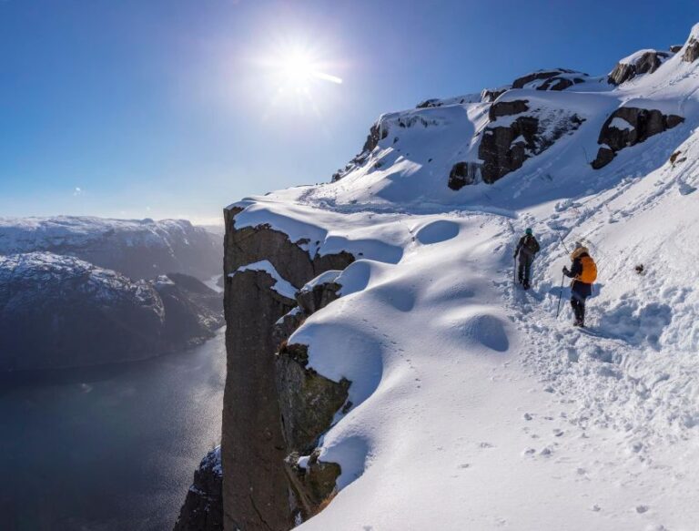 Stavanger: Preikestolen Winter Hike + Hot Lunch