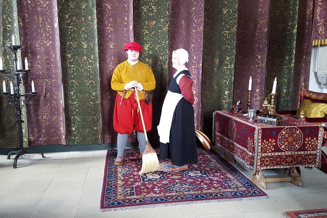 Stirling Castle, Trossachs, Loch Lomond and Whisky Tour