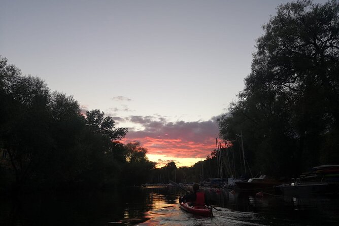 Stockholm Evening Kayak with BBQ – Small Group