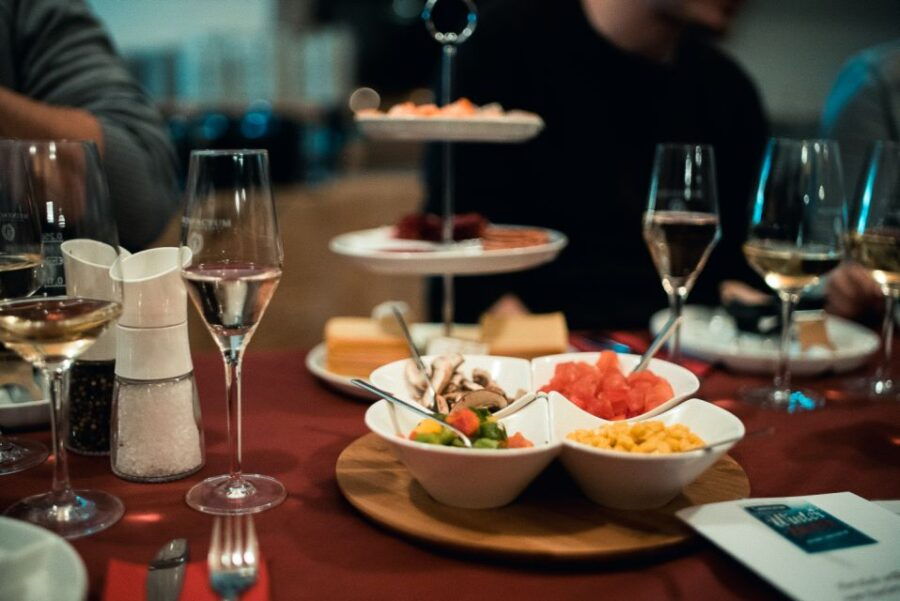 Stuttgart: Raclette Evening - Atmosphere and Service