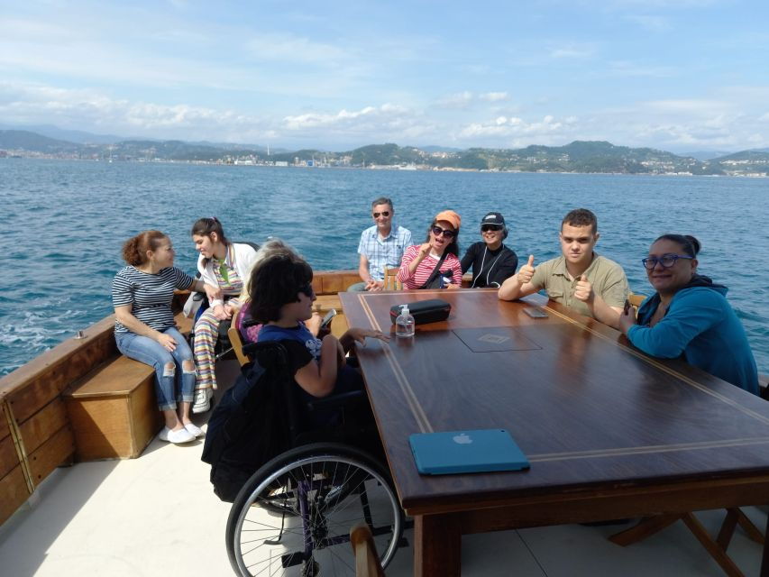 Sunset dinner boat tour in the Gulf of Poets - The Itinerary and What You Can Expect