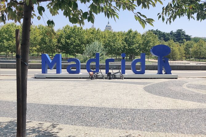 Sunset E-Bike Adventure: Green Madrid Tour - Starting Point and Introduction to the Tour