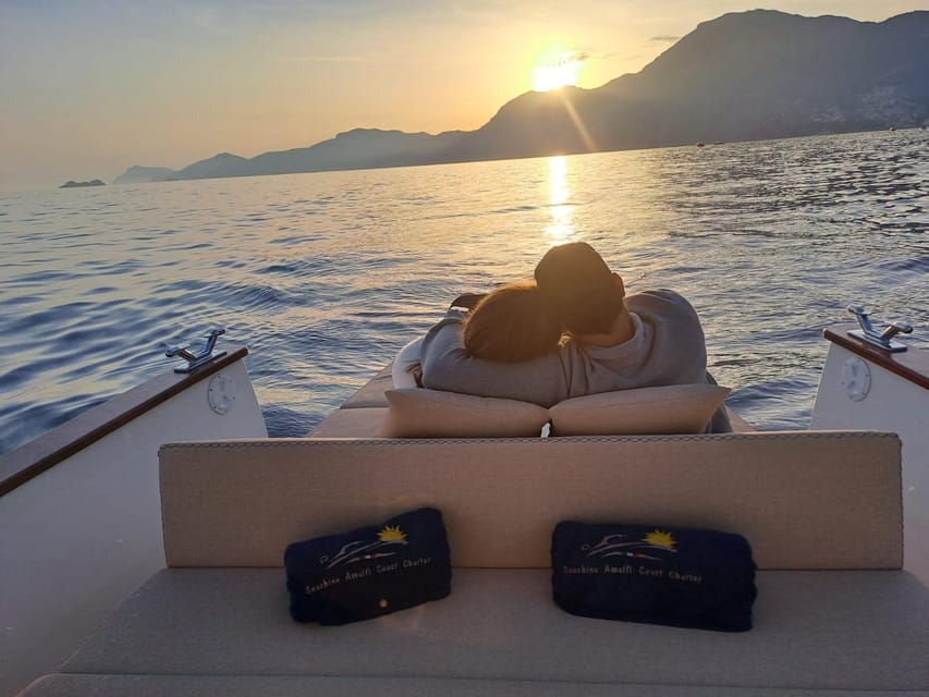 Sunset tour by private boat on the Amalfi Coast - Why Choose a Sunset Boat Trip on the Amalfi Coast?
