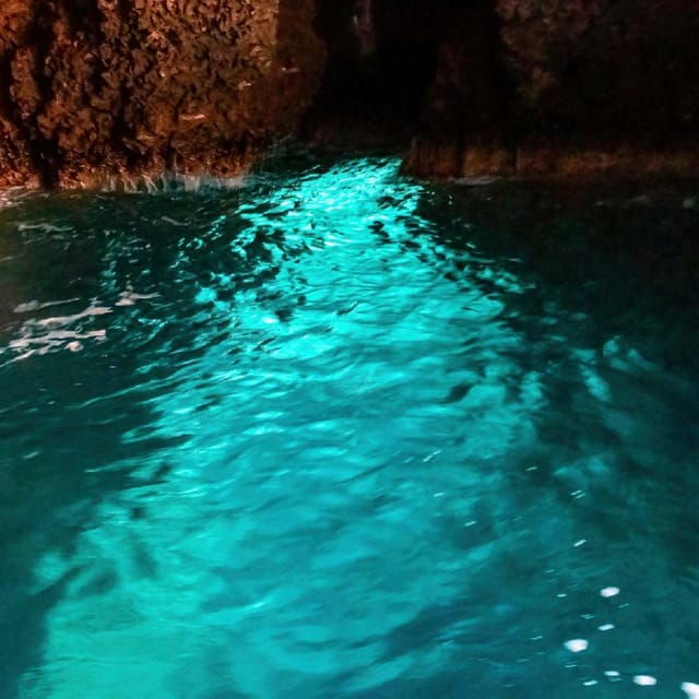 Taormina: Private Boat Tour with aperitif