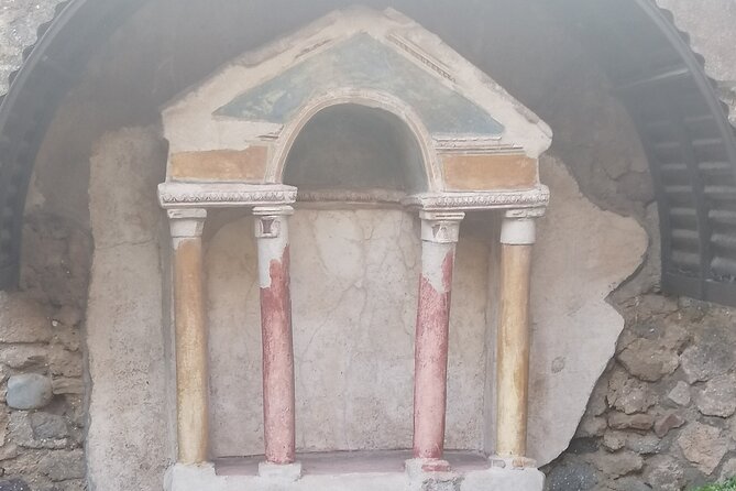 The charm of Pompeii and Herculaneum.Private Tour with Official Guide - Who Is This Tour Best Suited For?  