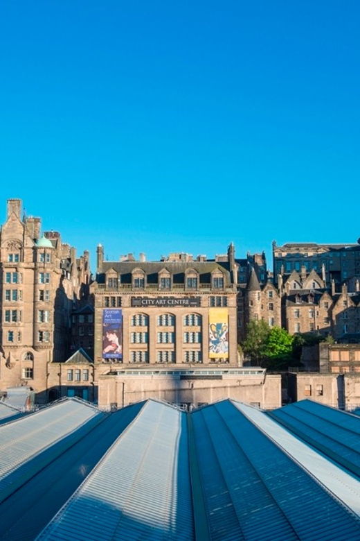 The essential of Edinburgh in French