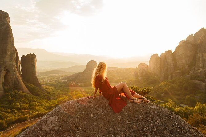 Thessaloniki: 2-Day Meteora Trip with Guided Tours and Hotel