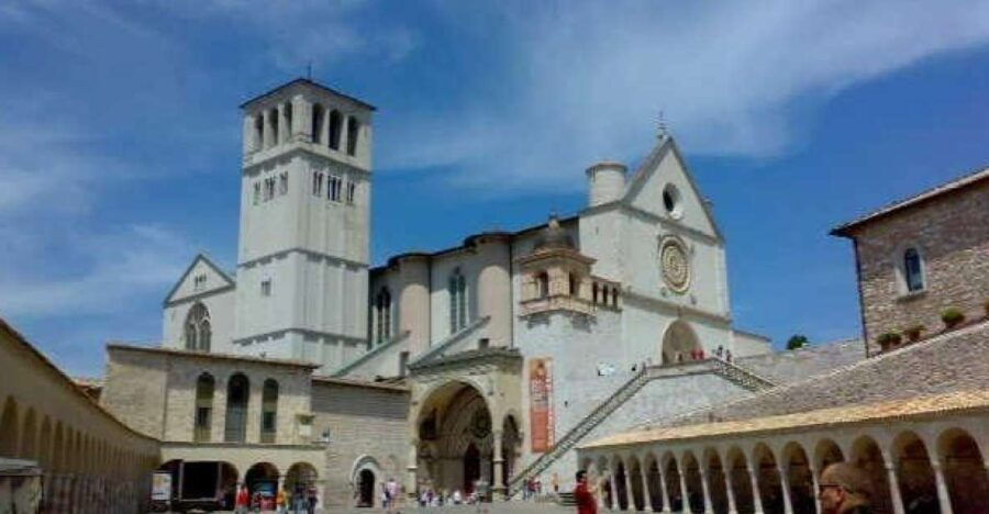 Tour Assisi e Spello with van - Analyzing the Experience: A Detailed Breakdown