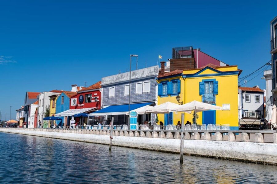 Tour Porto-Aveiro/Costa Nova | half day in portuguese venice - Discovering Aveiro: Portugal’s “Portuguese Venice”