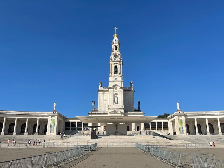 Tour to Fátima, Batalha, Nazaré and Óbidos - The Itinerary Breakdown: What You Can Expect