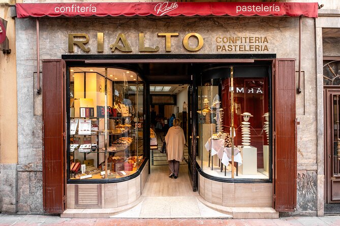 Tour with Tasting of Moscovitas and Asturian Pastries in Oviedo