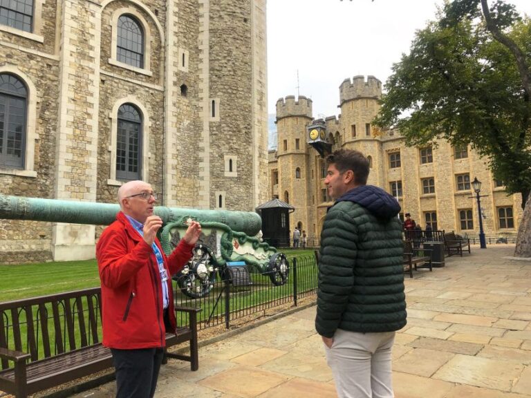 Tower of London: Early Access with Crown Jewels & Beefeaters