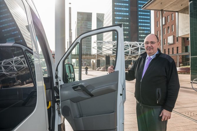 Transfer from Berlin Schönefeld Airport (SXF) to Berlin city Hotels - ROUND TRIP - What Makes This Transfer Service Stand Out?
