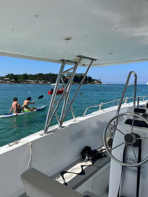 Umag: Snorkeling & dolphinwatching morning boat tour