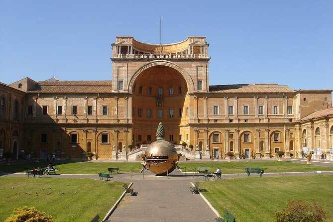 Vatican Museum and Sistine Chapel Hosted Entrance