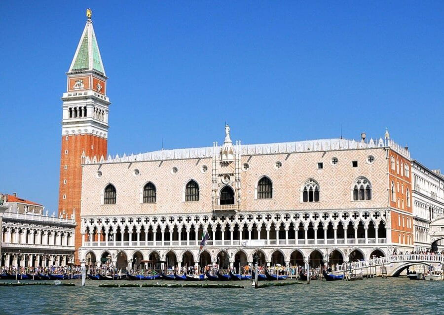 Venice: VIP Private Tour with Gondola Ride & Doge's Palace - Practical Details and Tips