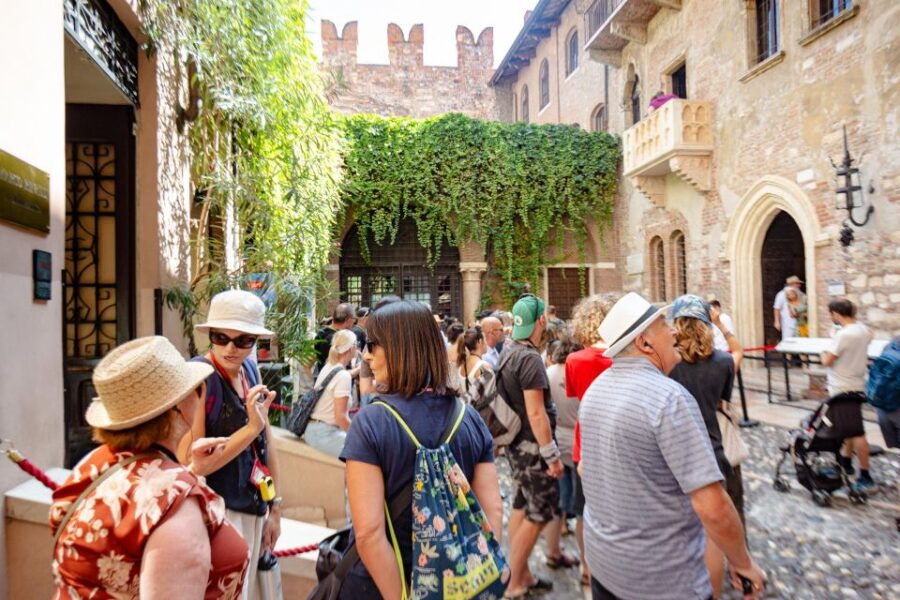 Verona: City Highlights & Street Food Walking Tour - An In-Depth Look at the Verona Street Food & Highlights Tour