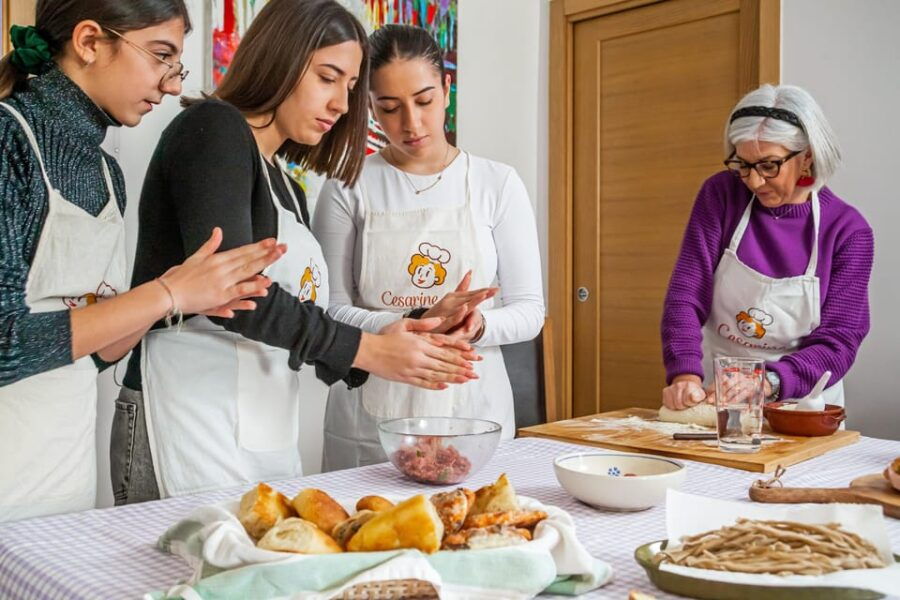 Verona: Prosecco and Pasta Making Class at a Local's Home - The Experience at a Glance