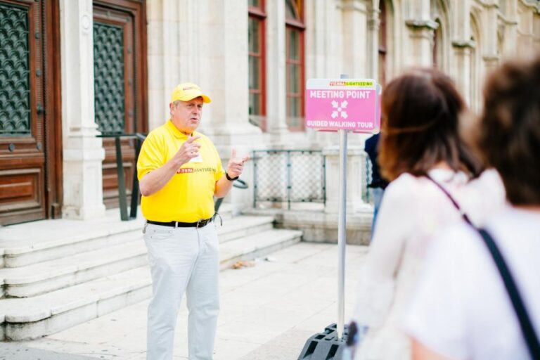 Vienna: Courtyards & Hidden Places Walking Tour