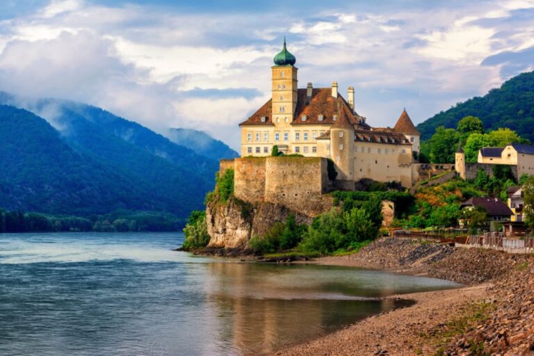 Vienna: Melk Abbey, Danube Valley Wachau Private Car Trip