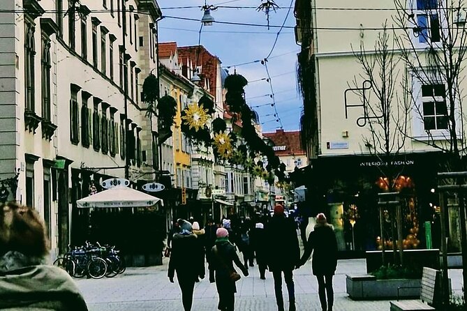 Vienna: Private tour to Graz